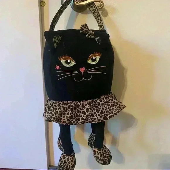 Cute kitty cat basket with meowing sound - Picture 2 of 5